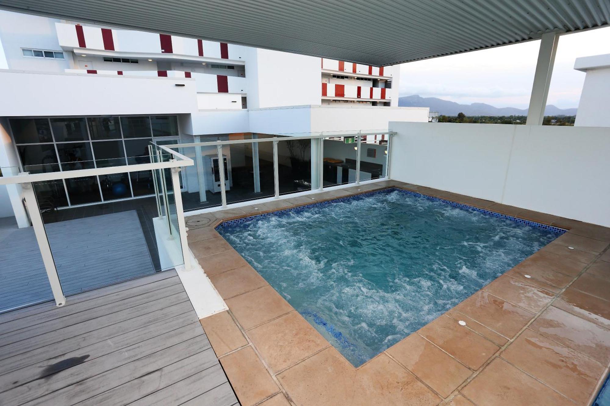 Central Holborn Apartments Townsville Exteriör bild