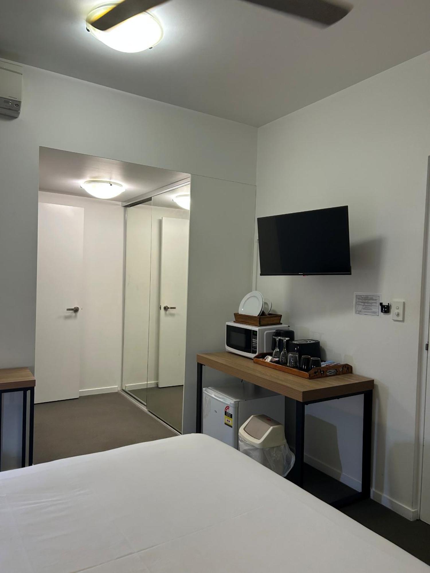 Central Holborn Apartments Townsville Rum bild