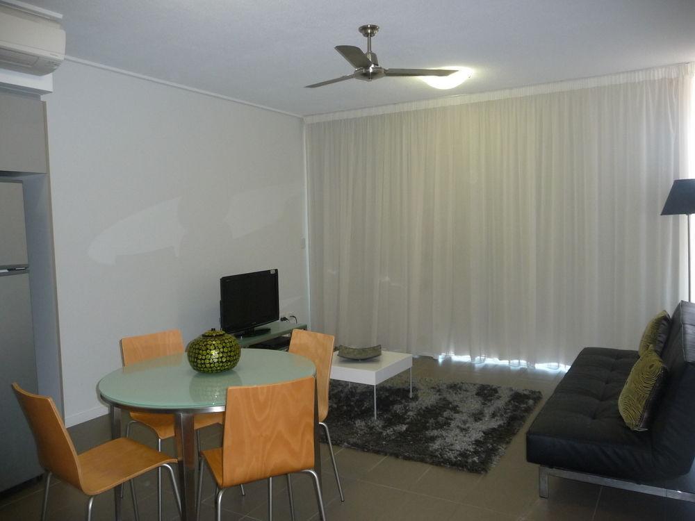 Central Holborn Apartments Townsville Exteriör bild