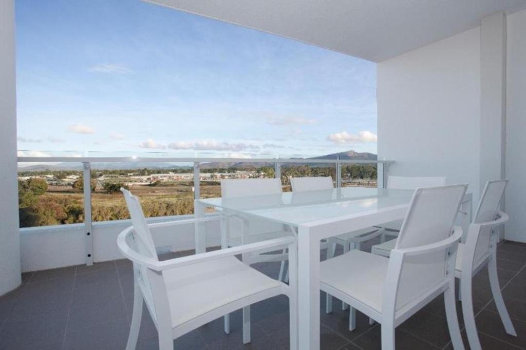 Central Holborn Apartments Townsville Rum bild