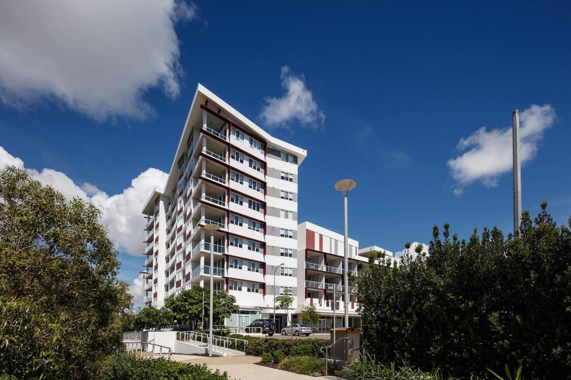 Central Holborn Apartments Townsville Exteriör bild